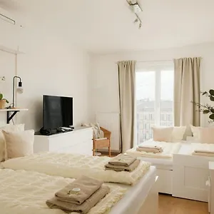  Apartment Zentral Direkt An U-bahn Station Österreich